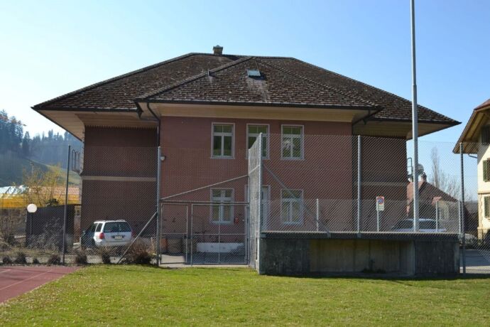 Altes Schulhaus Bärau